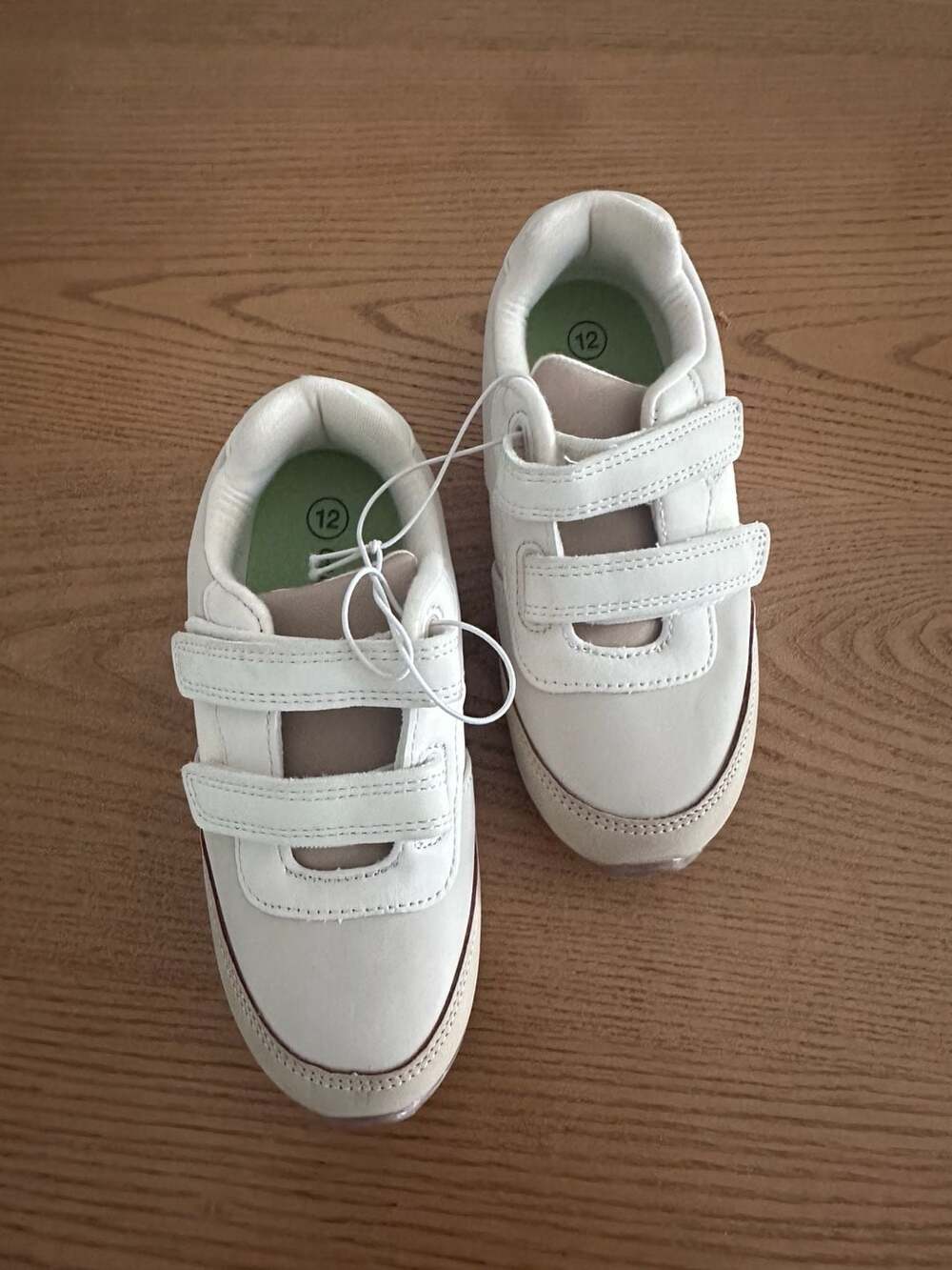 Cat & Jack Charlie Retro Sneakers Size 12 Tan White